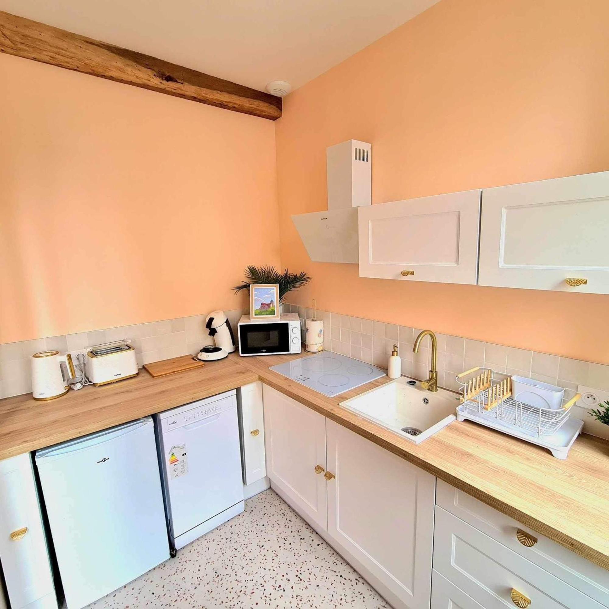 Appartement Alba - Terrasse, Local A Velos Et Parking Au Centre Historique